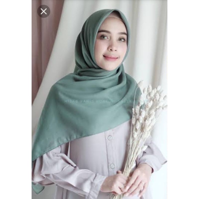 Hijab segi empat paris premium polos by : catlyn carla-Hijo wardah