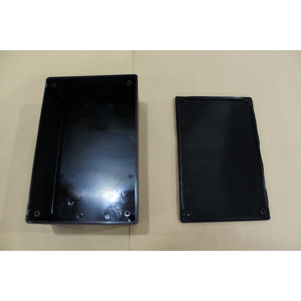 

Box plastik / Kotak plastik ukuran 9.5cm (p) x 14.5cm (l) x 5cm (t)