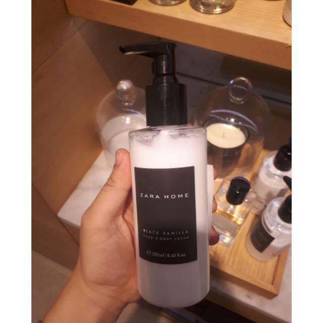 Handbody cream Zara home 250ml Black Vanilla /hand and body lotion