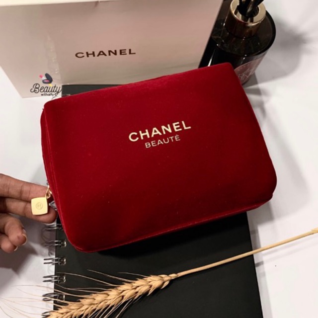 Chanel pouch red velvet glitter (with box)