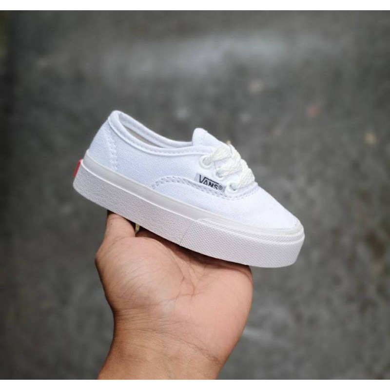 Sepatu anak vans autentic tali unisex klasik