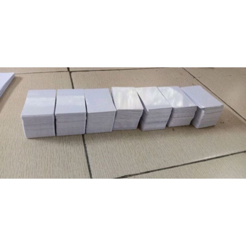 Bahan PVC id card untuk tengahan overlay/vivid ( sudah di potong/di plong )