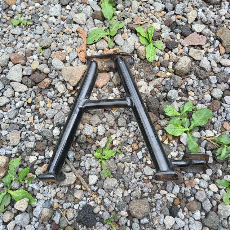 standar tengah suzuki rc 100 rc bravo original