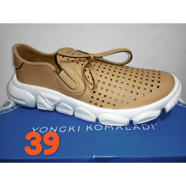 Sepatu sneaker wanita Yongki Komaladi Original