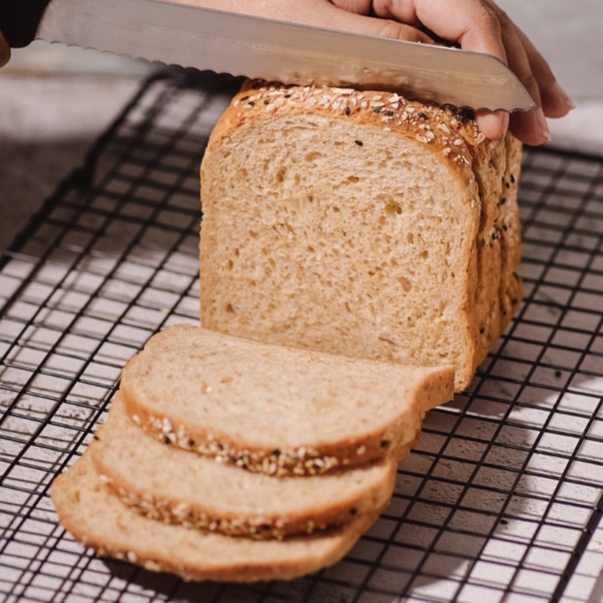 NUDE Bake Vegan Oat Bread - Roti Tawar Oat Diet Sehat Hi Fiber, Bebas Telur & Susu