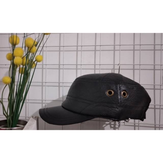 Topi kulit asli komando mata domba