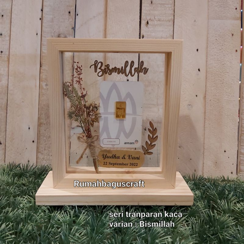 frame mahar transparan kaca / kado logam mulia
