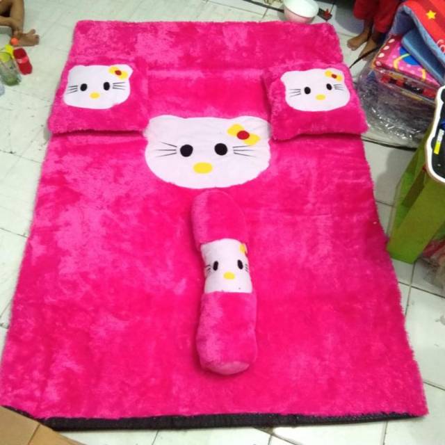 Karpet Karakter Bulu Rasfur Karpet Karpet Set Kasur Hello Kitty Doraemon Minni Mouse Micky Mouse Shopee Indonesia