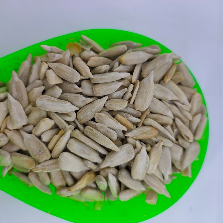 

100gr SUNFLOWER SEED - BIJI BUNGA MATAHARI Mentah - KUACI TANPA KULIT By KN