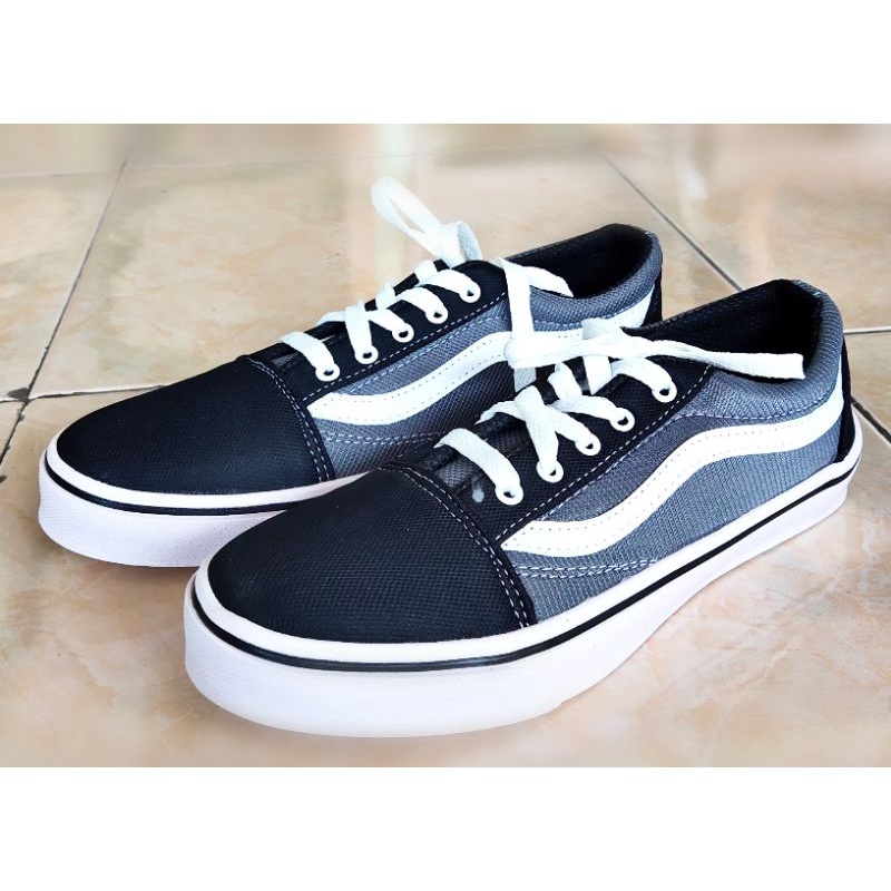 BISA COD SEPATU VANS PRIA DAN WANITA PREMIUM SLIP ON CASUAL