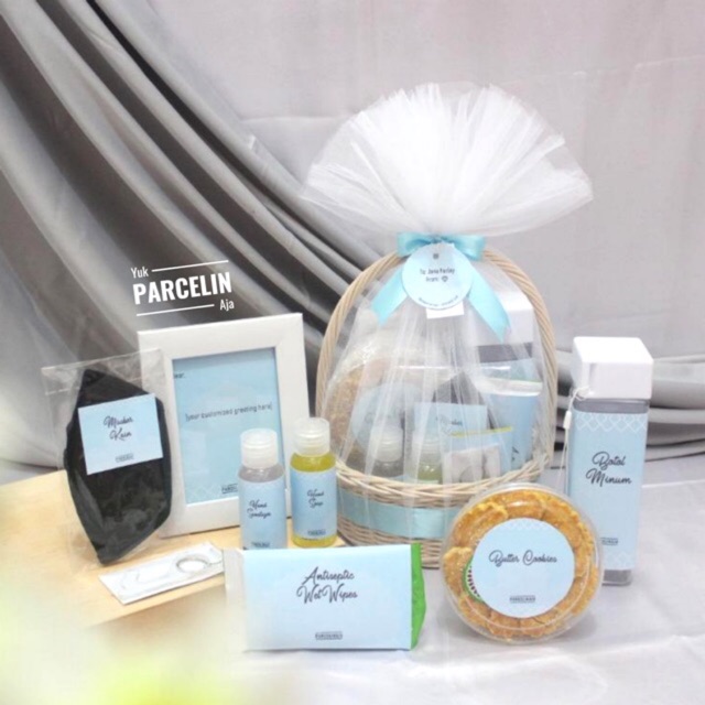 

Hampers Parcel New Normal | Birthday/Wisuda/Coroporate Gift | PR Package | Souvenir Hari Pelanggan