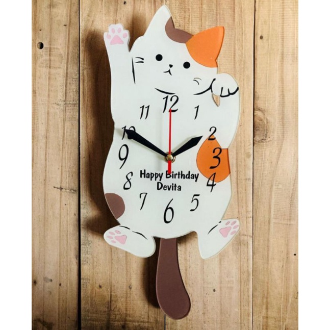 jam pendulum ekor goyang kucing calico lucu