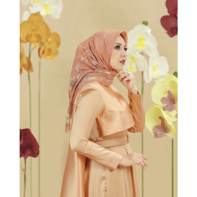 PL VVGCTHE ORCHIDE EXTENDED BLAZE ORANGE BUTTONSCARVES X SARSOF