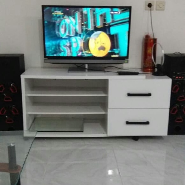 buffet TV PVC pintu kaca