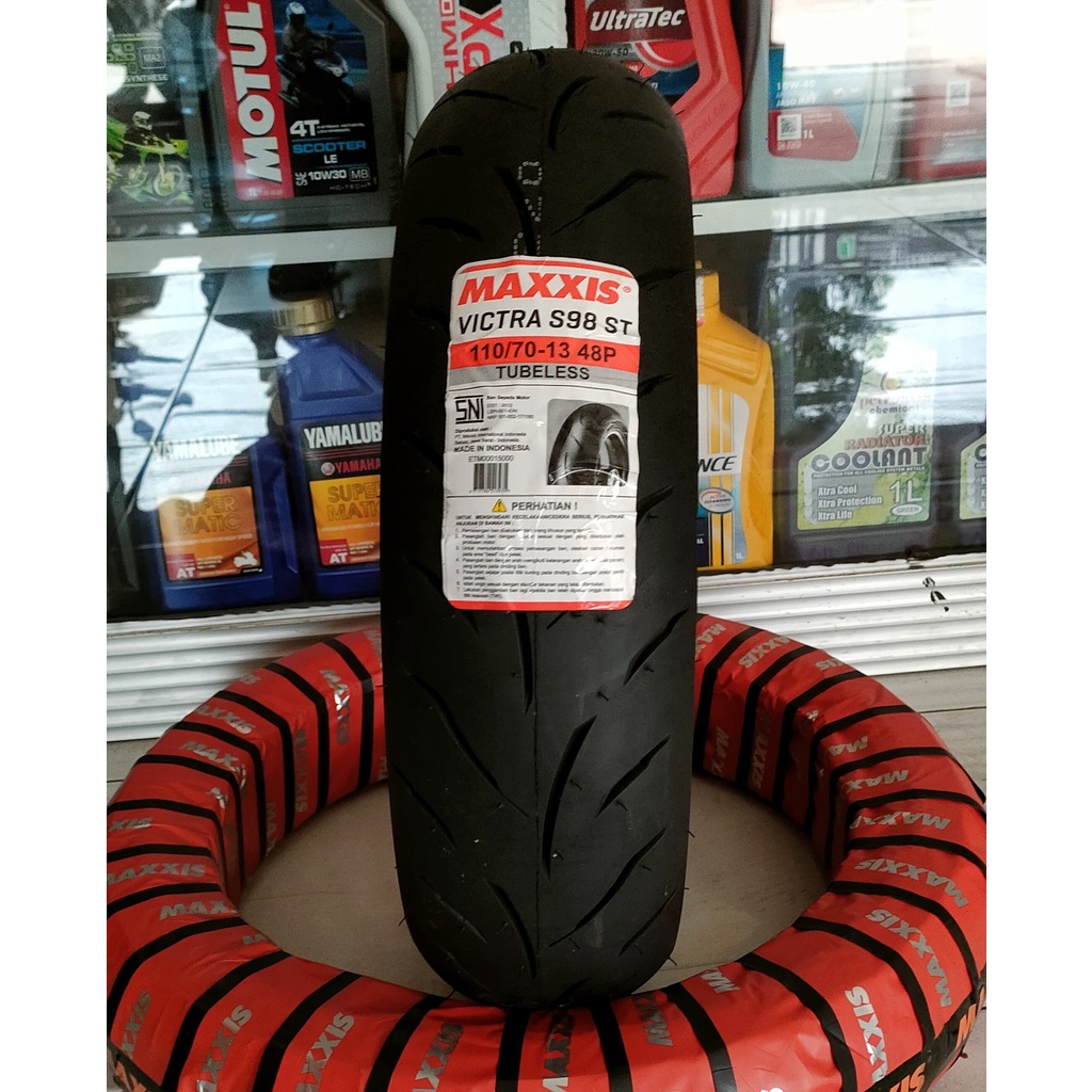 MAXXIS VICTRA 110/70 RING 13
