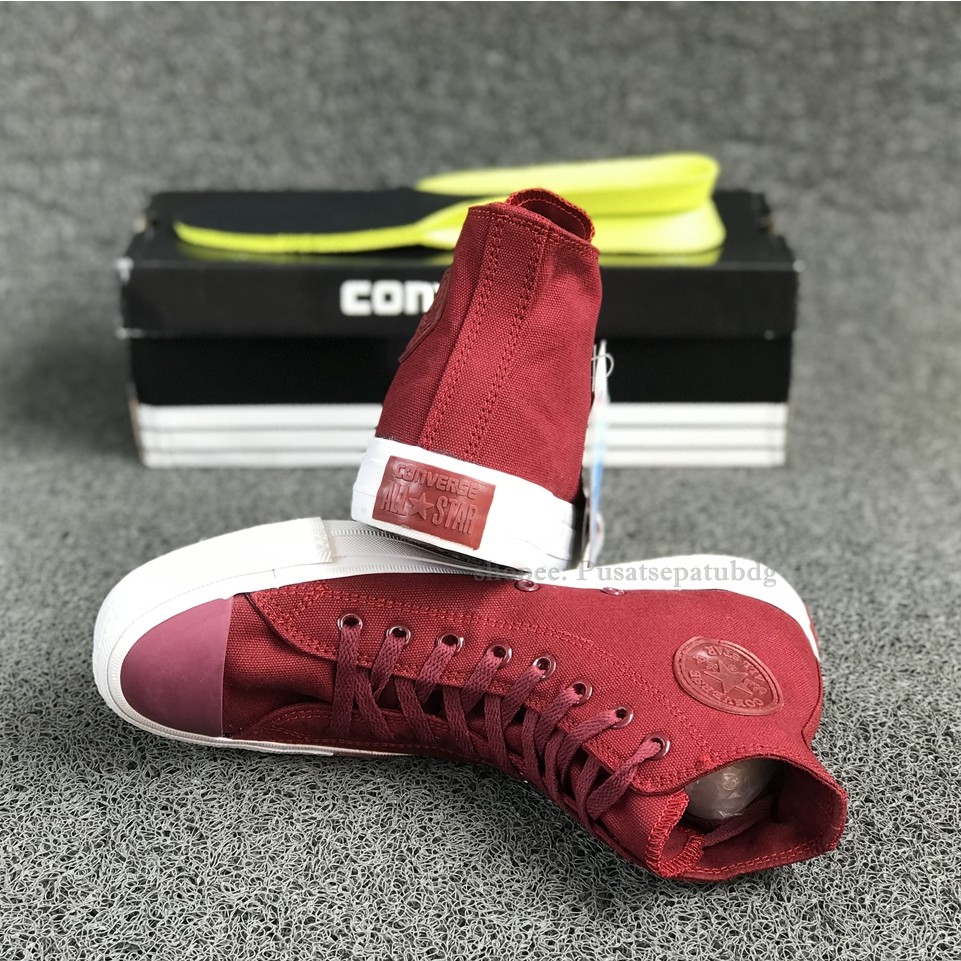 Sepatu Converse Petir Tinggi X Undefeated High Maroon