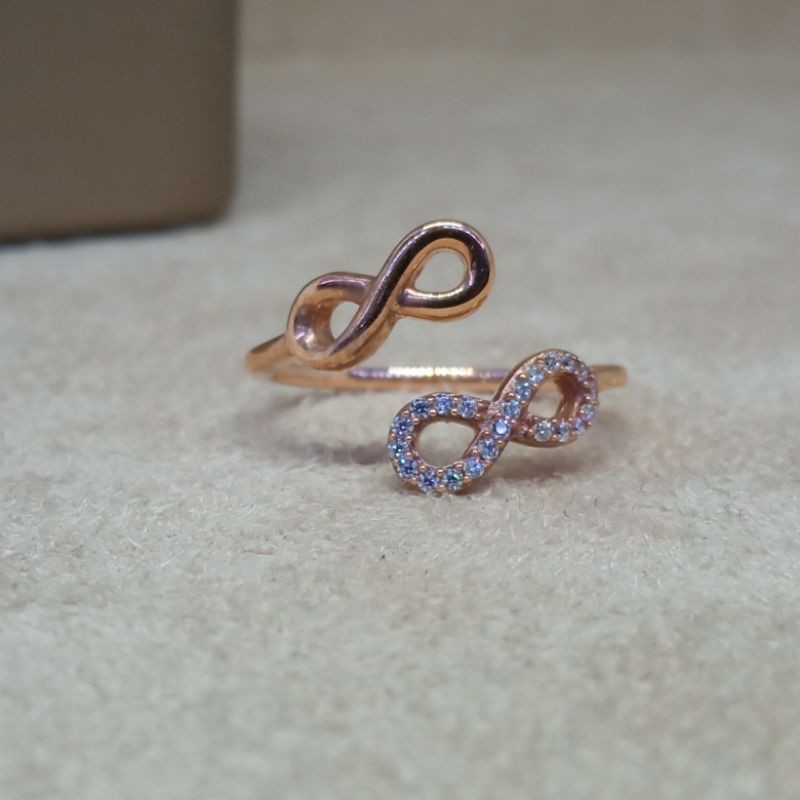 UBS Cincin Infinity Emas 750