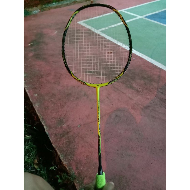 Raket Yonex voltric 7 dg