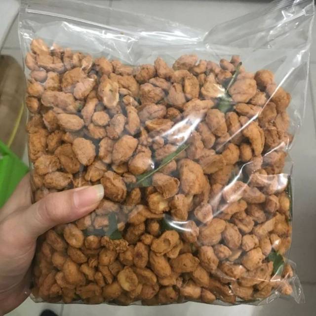 

KACANG THAi 500 gram