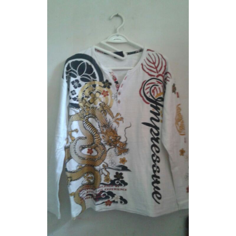 Preloved Kaos Sukajan