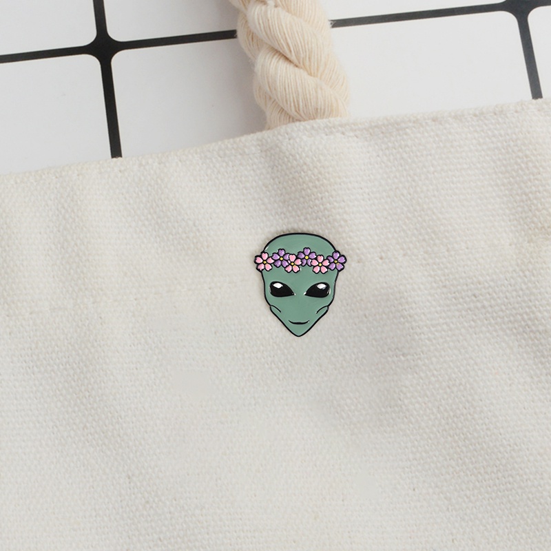 Bros Pin Enamel Desain Kartun Alien Untuk Hadiah Teman