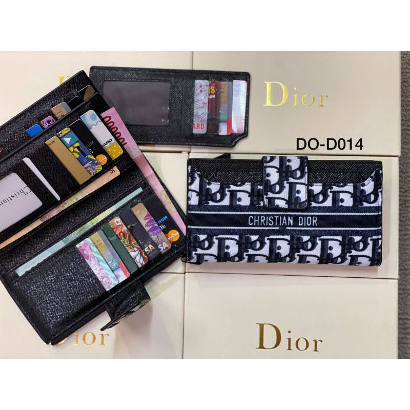 Dompet Full Kartu