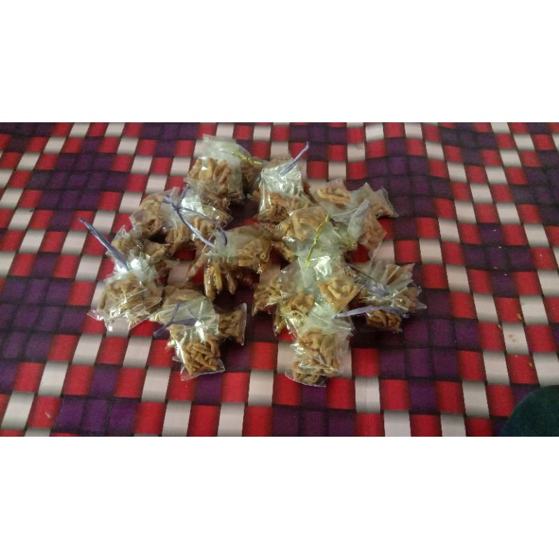 

kripik usus rentengan