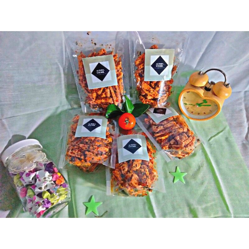

Basreng Pedas Daun Jeruk 120gr