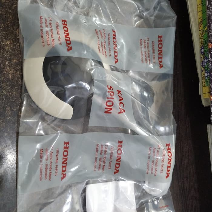 (100% Original) SPION SCOOPY ESP 2017 , CREAM , KACA SPION