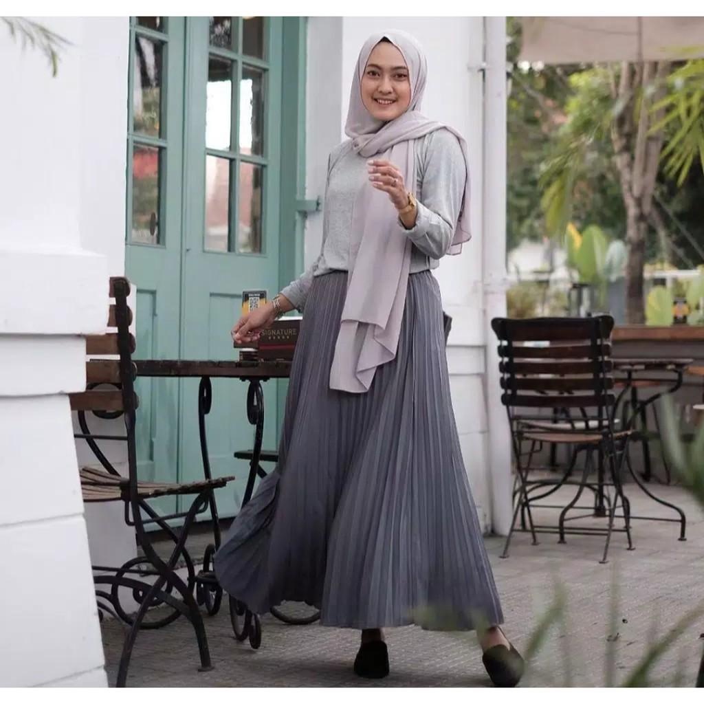 CLEARANCE SALE / ROK PLISKET/ PLEATS SKIRT