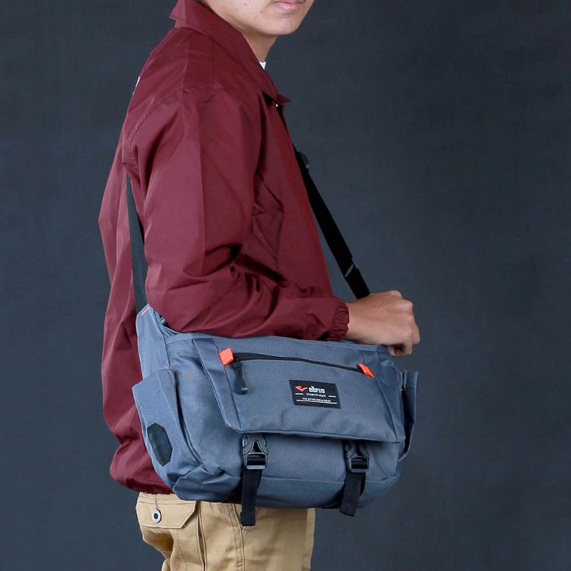 Original - Tas Slingbag Pria Tas Perahu Salempang Original Selempang Kerja Kuliah Sekolah Termurah Tourer Shoulder Bag