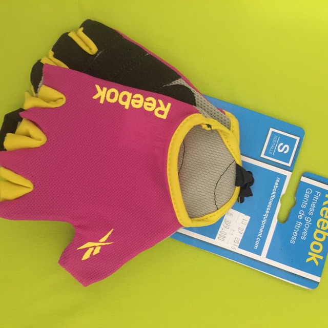 Reebok fitness gloves