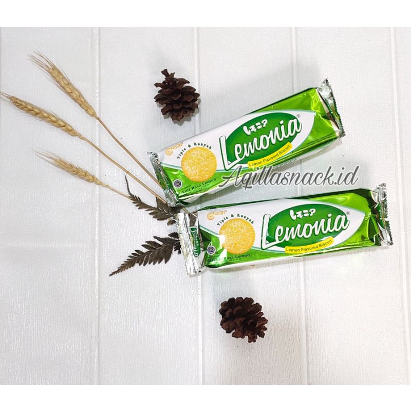 

Lemonia lemon and chcocolate flavored biscuit