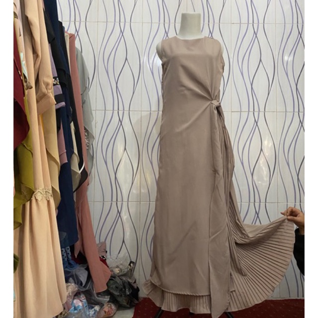 Saleee....Jumpsuit by gratias collect ( cek stok dl sblm tranfers) lbh bagus aslinya