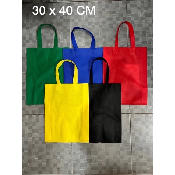 

Tas/Kantong/Goodie Bag Spunbond Kain 30 x 40 x 8 CM