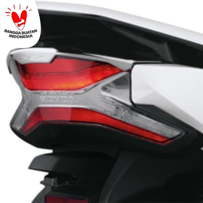GARNISH TAILLIGHT/LAMPU BELAKANG PCX 150 ORIGINAL