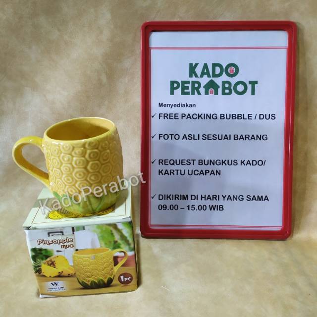 Kado Mug Nanas - mug tukar kado - hadiah tukar kado - gelas bentuk lucu