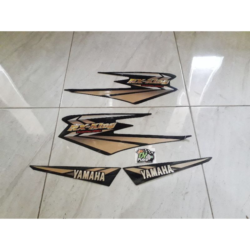 STRIPPING STICKER RX KING 2002 WARNA HIJAU BOTOL SATU SET EMBLEM RX KING 2002