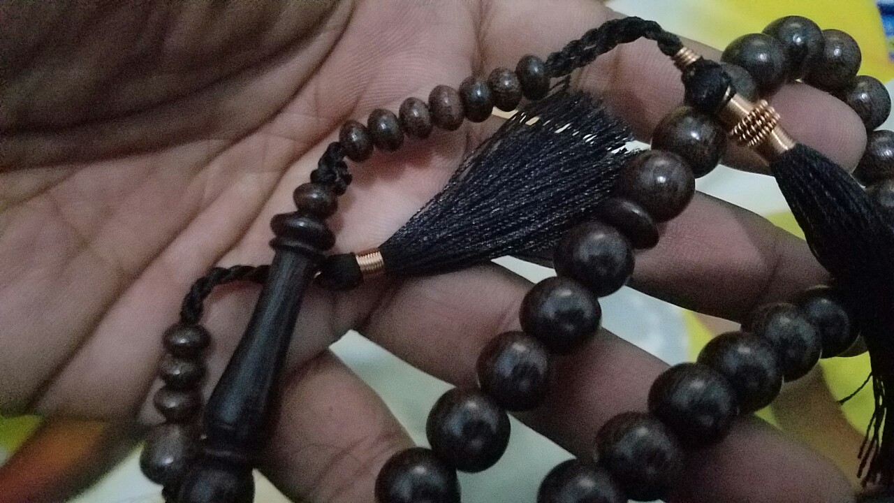 Tasbih Gaharu 33 Natural Tunisia Coppered Tassels - Thetasbih