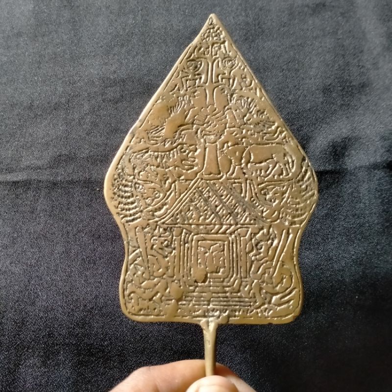 Gunungan Wayang kuningan unik langka