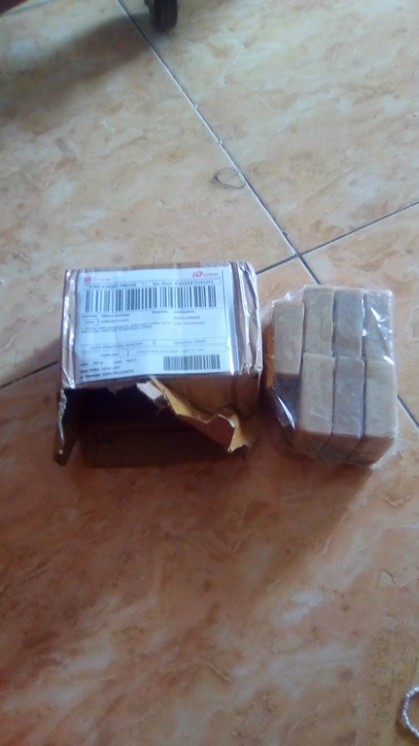 Sabun Cuci Coklat Ajaib Penghilang Noda Bandel / Sabun Cuci Bintang Mahkota ( 1 Batang)