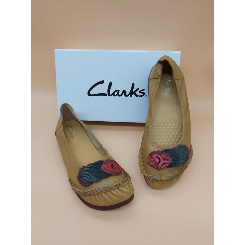 SALE SEPATU CLARKS