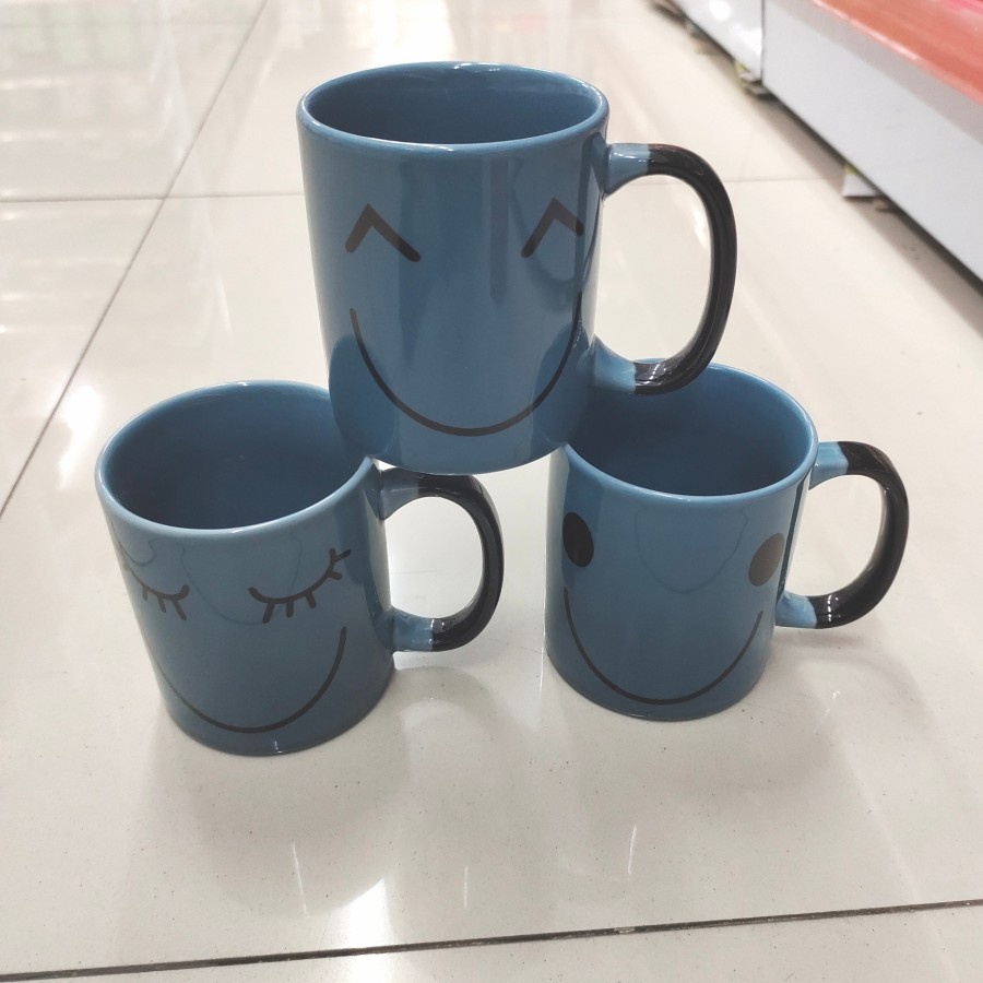 Gelas cantik kramik coffee biru kopin