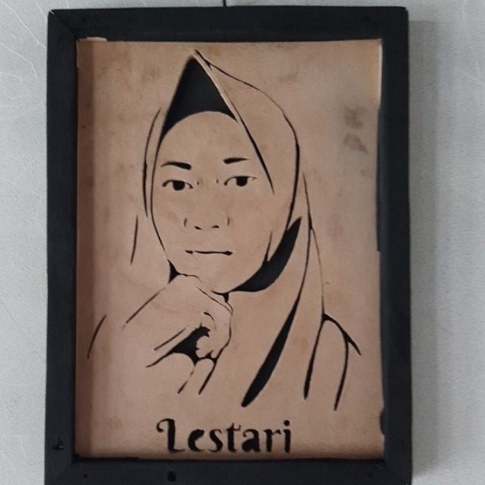 ukiran wajah/siluet kayu/ costum wajah /hiasan dinding ukir kayu