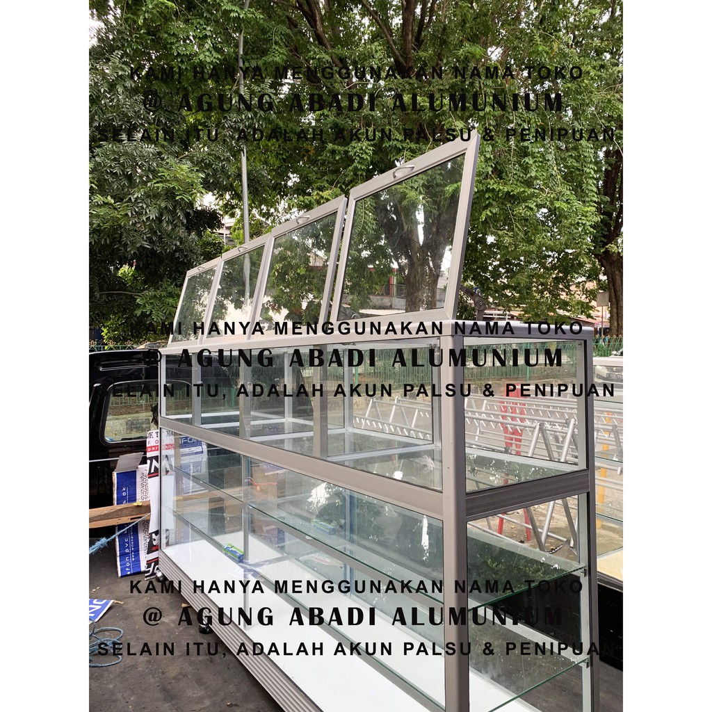 Etalase Alumunium Kaca Kotak Beras Toko Madura