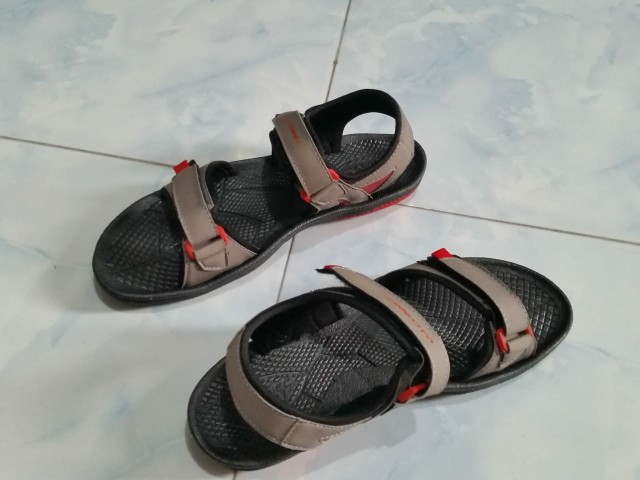 Sendal Gunung Conect