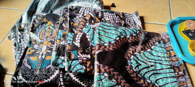 Maura Couple - Sania Ruffle Batik Couple Ori Ndoro Jowi Garansi Termurah Shopee -  Batik Modern Solo