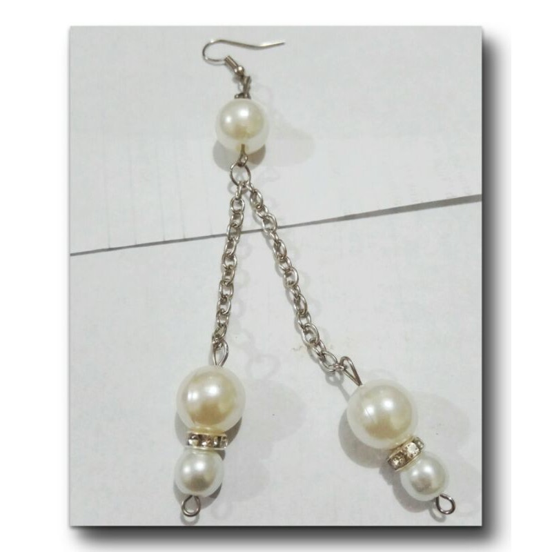 Anting mutiara , anting hijab , anting remaja