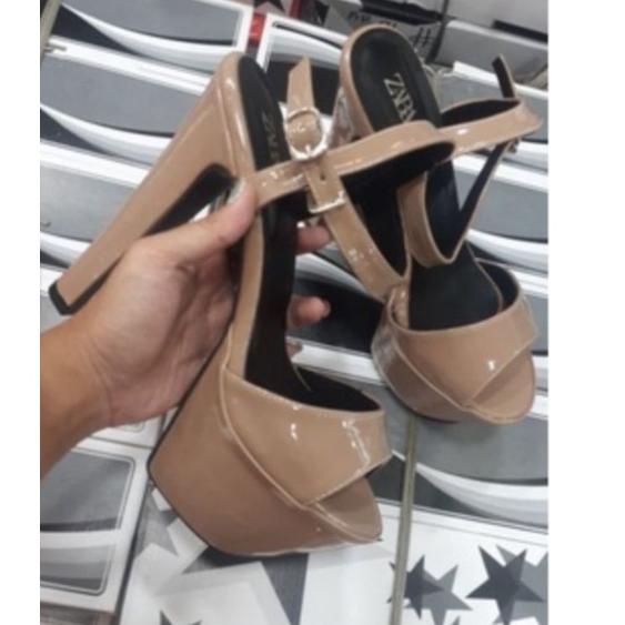 EUR.21Jl22ι– high heels 15 cm