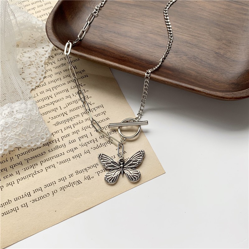 Kalung Gaya Hip Hop Dengan Gesper Butterfly